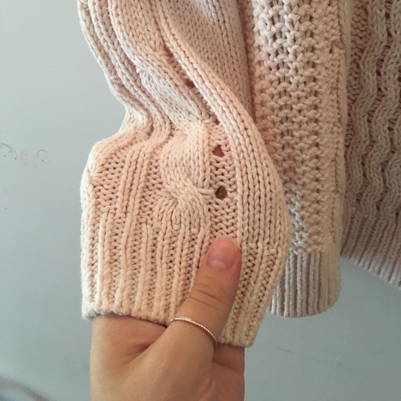 H&M Light Pink Knitted Sweater - Picture 4 of 5